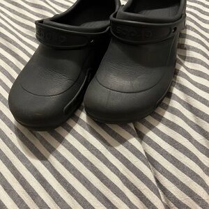 CROCS black Clogs
